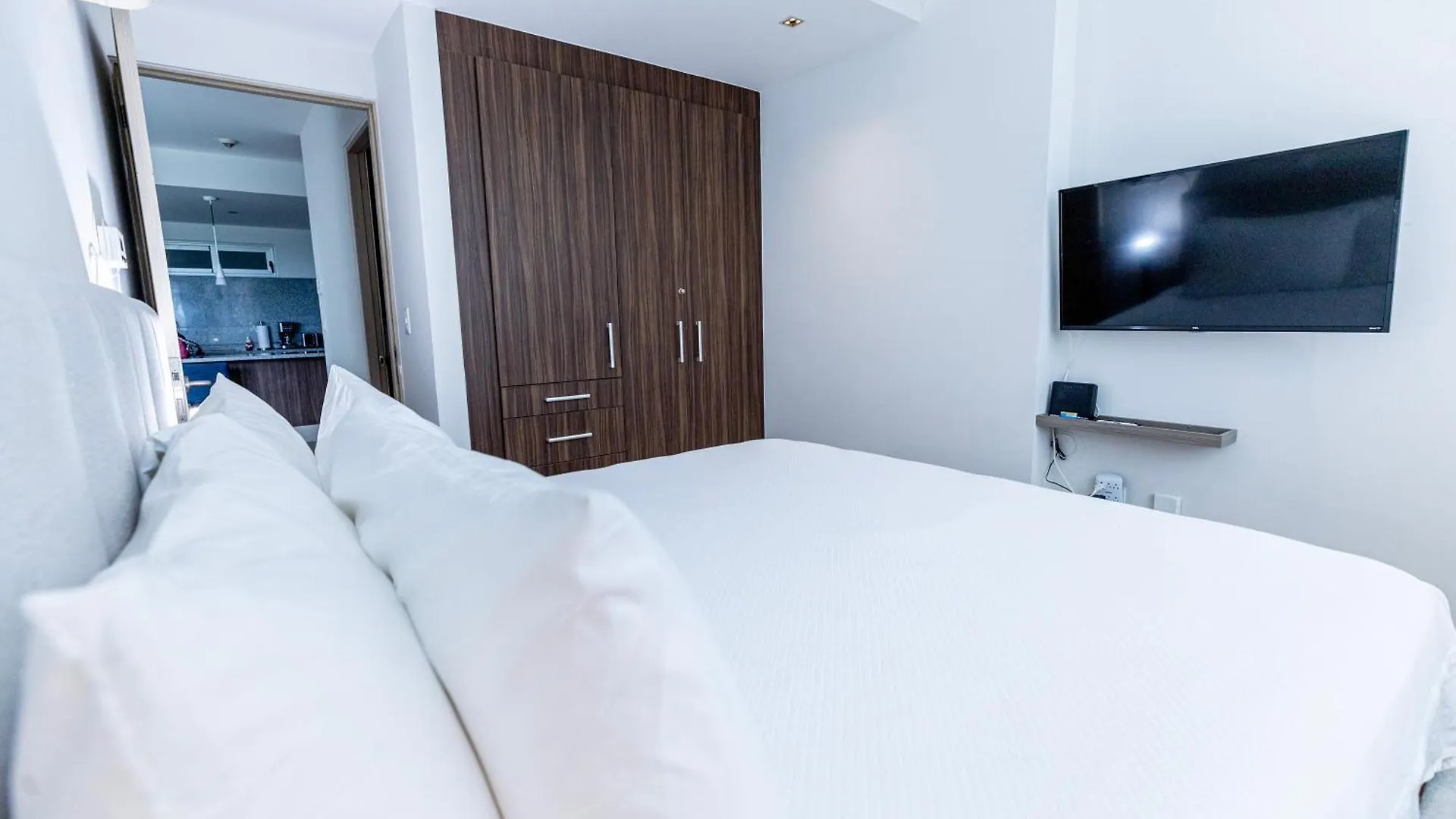 Apartment Ocean Breeze, Cancun Sanctuary - Hivenb